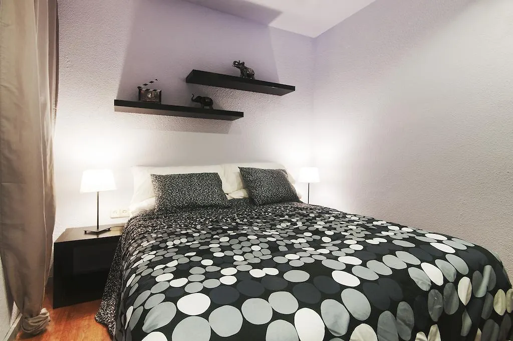 Barcelona 10 - Apartments